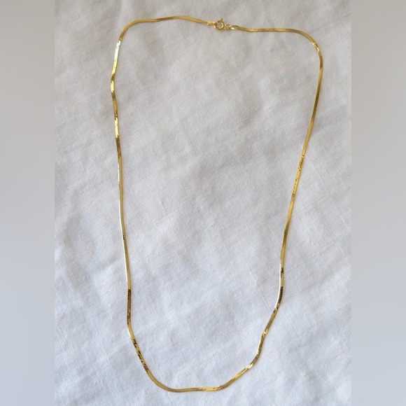 Herringbone necklace 14k gold - Picture 3 of 3